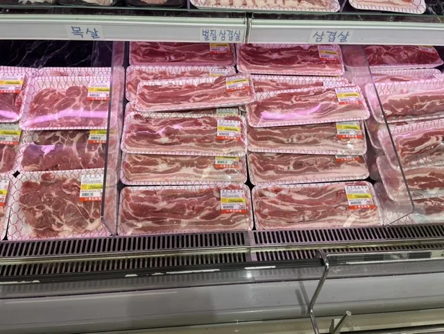 푸드선부점 정육 코너